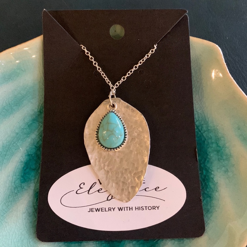 Vintage Elegance Silver & Turquoise Necklace